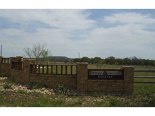 208 N Pecan View, Liberty Hill, Texas Homes & Land - Real Estate