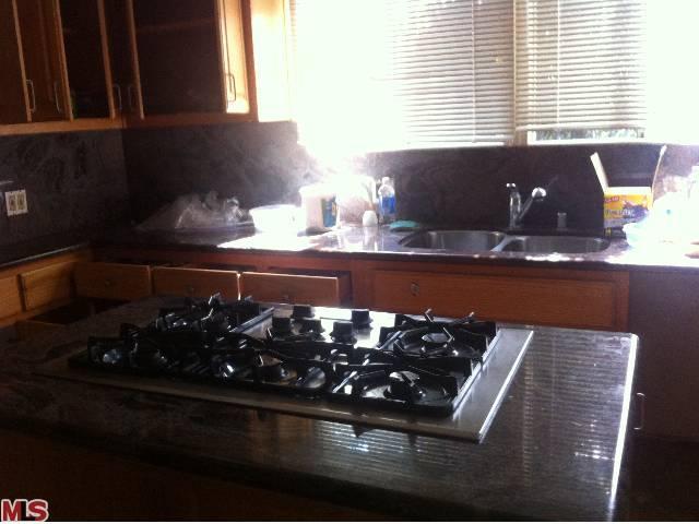 4659 Don Miguel Drive, Los Angeles (city), CA 90008