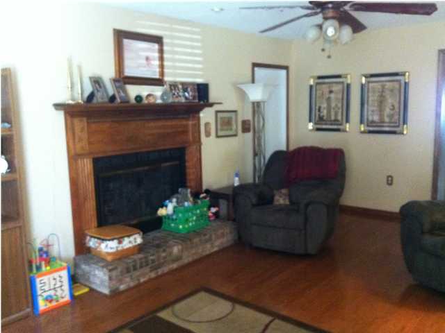 203 Oaklake Cove, Niceville, FL 32578