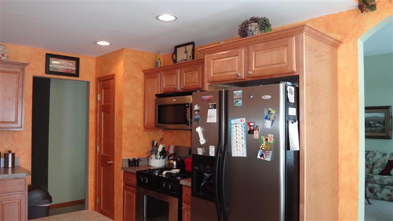 260 Falcon Way, Valparaiso, IN 46385