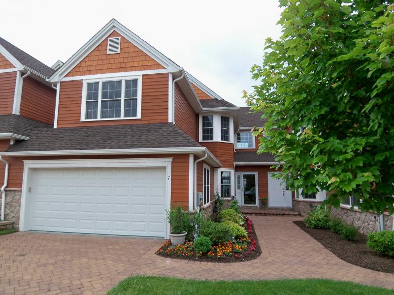 7 ROCKHALL CT, Hardyston, New Jersey Homes & Land - Real Estate