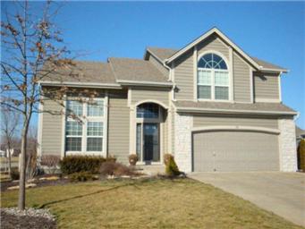 110 Cherry Hills Circle, Gardner Kansas 66030 - Cul de Sac Single Family Home Real Estate