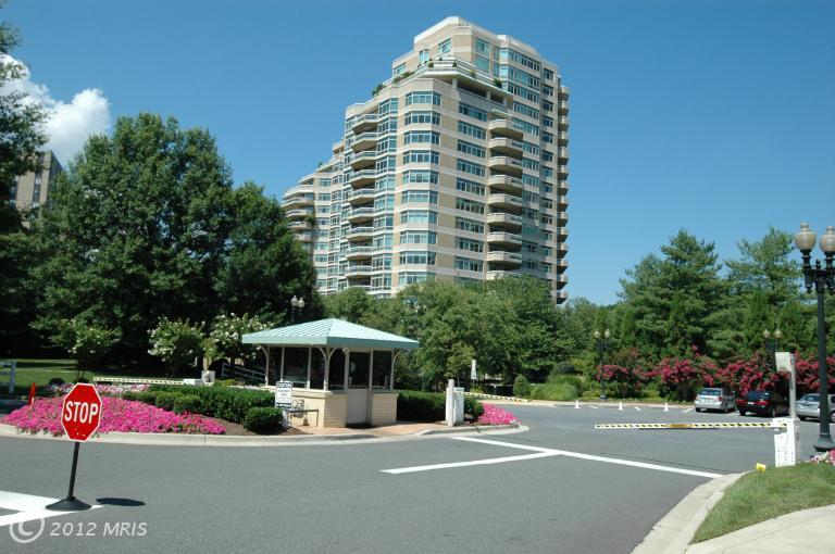 5600 Wisconsin Avenue, Chevy Chase, MD 20815
