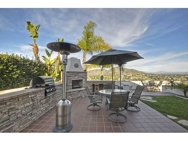 6392 Camino Corto, San Diego, CA 92120