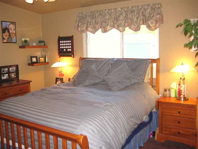 21616 S Ritchey Rd, Cheney, WA 99004